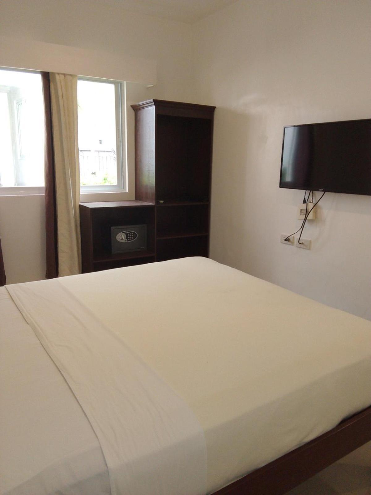 Heartland Hotel Serviced Rooms & Apartments. Panglao Exteriör bild