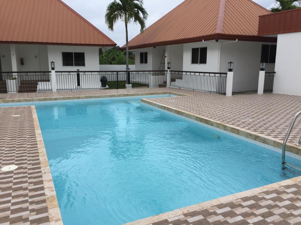 Heartland Hotel Serviced Rooms & Apartments. Panglao Exteriör bild