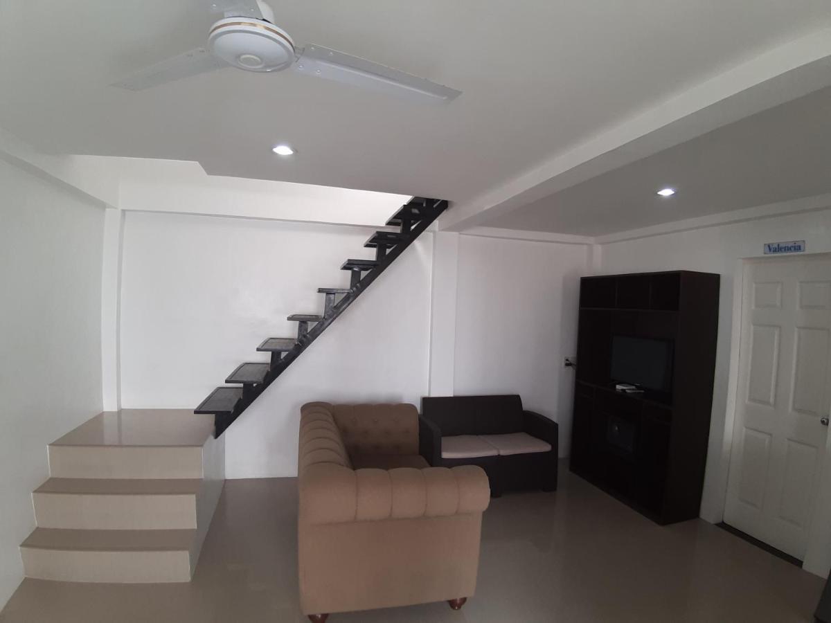 Heartland Hotel Serviced Rooms & Apartments. Panglao Exteriör bild